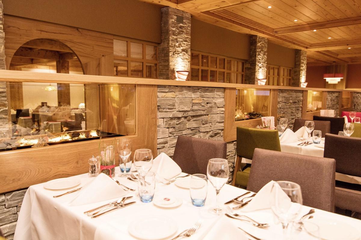 Mountain Plaza Hotel Νταβός Εξωτερικό φωτογραφία