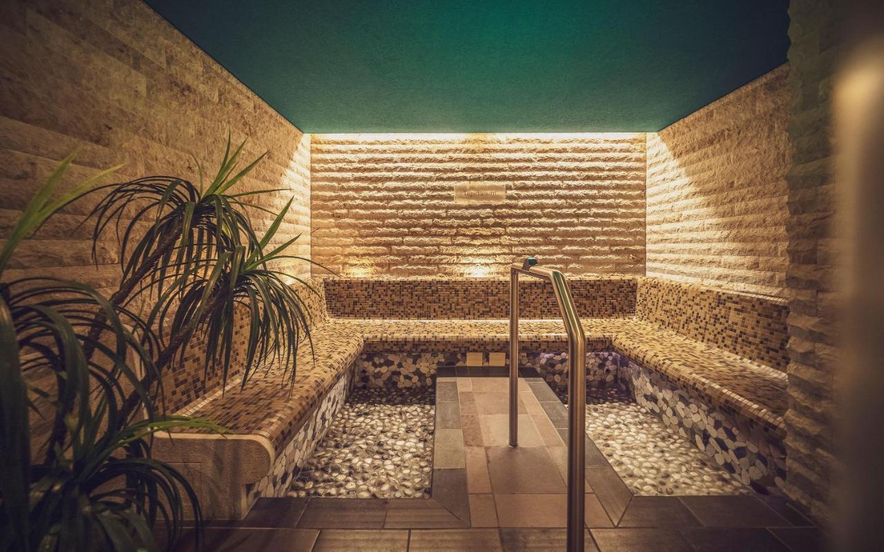 Mountain Plaza Hotel Νταβός Εξωτερικό φωτογραφία