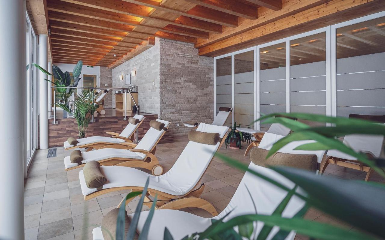 Mountain Plaza Hotel Νταβός Εξωτερικό φωτογραφία