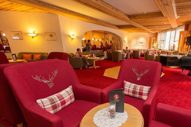 Mountain Plaza Hotel Νταβός Εξωτερικό φωτογραφία